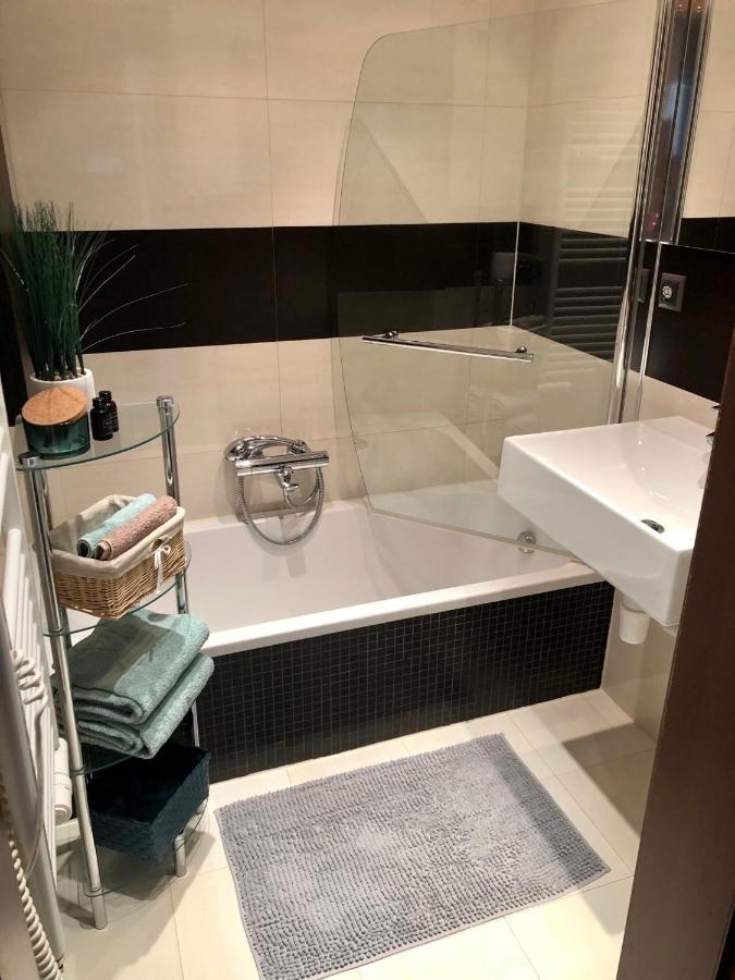 Apartman Suzanne บันสกาบิสตรีตซา ภายนอก รูปภาพ